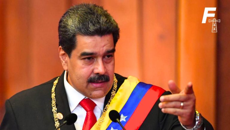 Read more about the article Maduro a sus compatriotas repartidos por el mundo: “Tienen que regresar, la patria los espera, los necesita”