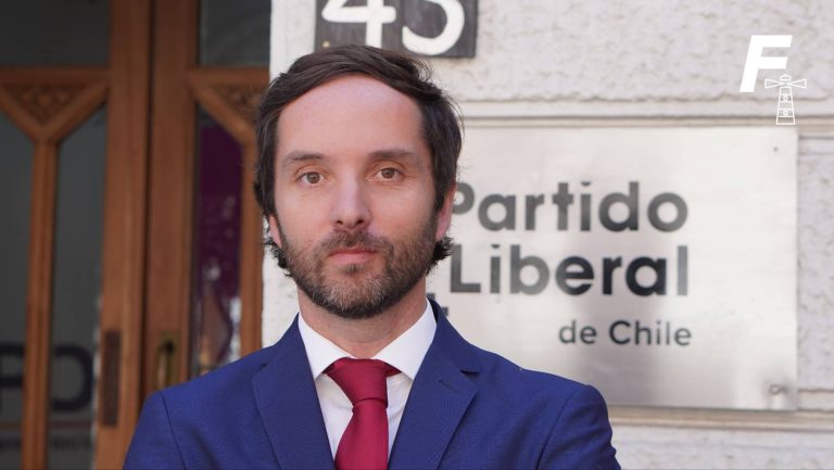 Read more about the article Rodrigo Rettig, abogado: “La candidatura de Aldo Duque me parece sumamente peligrosa”