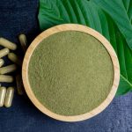 ¿Qué es el Kratom?: Alerta por nueva droga en Chile  