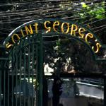 Corte Suprema anula expulsión de estudiantes del Saint George’s que crearon imágenes de compañeras desnudas con IA