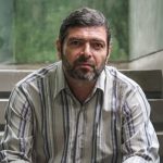 ¿Quién es Carlos Ruiz Encina?: el ideólogo del Frente Amplio que vuelve a dar clases en la U. de Chile tras acusación de violencia intrafamiliar