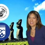 Pese a distancia de 3.700 km, abogada ligada a Amarillos trabajaba para municipios de Huechuraba y Rapa Nui al mismo tiempo